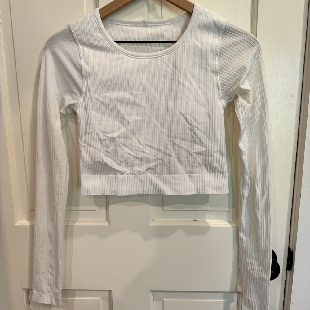 lululemon athletica White Long Sleeve Built In Bra